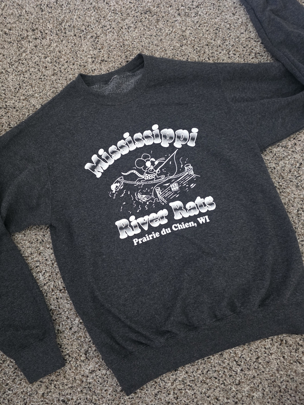 Mississippi River Rats Charcoal Gray Graphic Crewneck Sweatshirt VTG Med Small